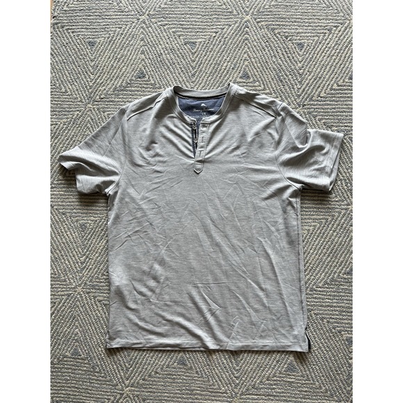 Tommy Bahama‎ Short Sleeve 3 Button Shirt - Grey - Large - Picture 1 of 6